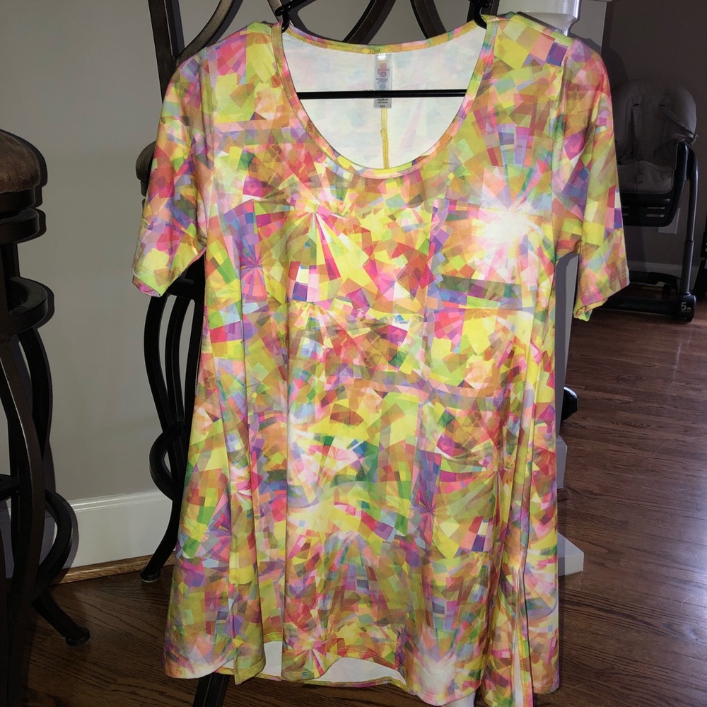 LulaRoe Perfect tee. XXS, NWOT